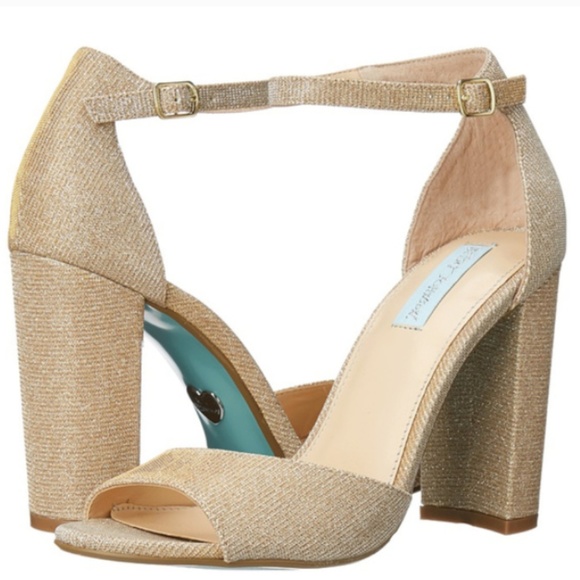 carly block heel sandal